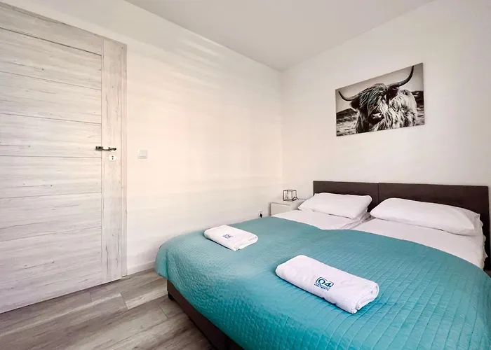 Latarnikow Q4apartments *