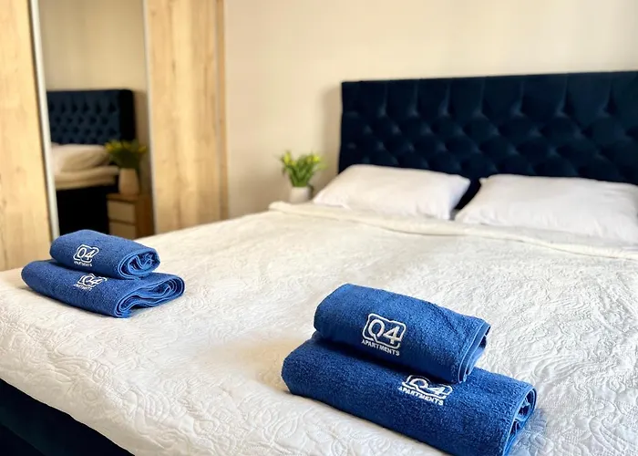 Latarnikow Q4apartments *